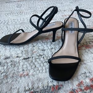 Steve Madden Kitten Heels